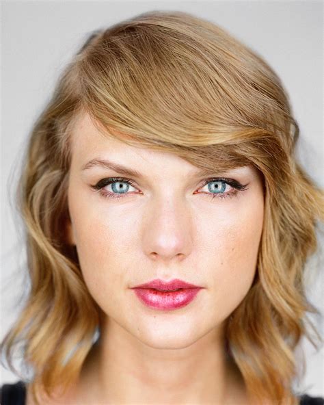 Famous celebrity photographers - what secrets do starts hold