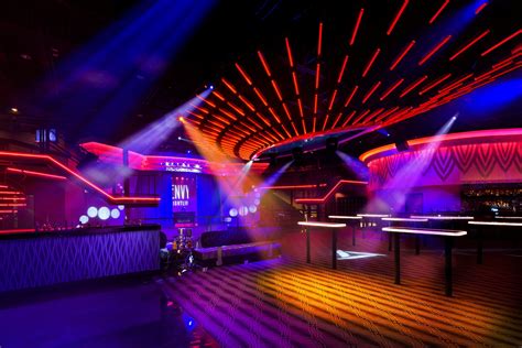 Nightlife Club Wallpaper