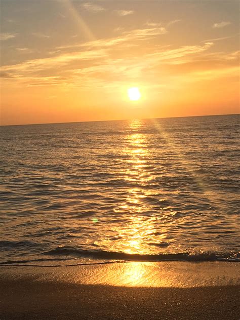 Good morning sunshine : r/beach