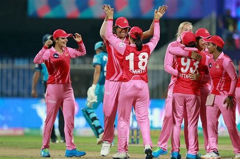 Women's IPL 2020: Trailblazers defeat Supernovas to clinch Women's T20 ...
