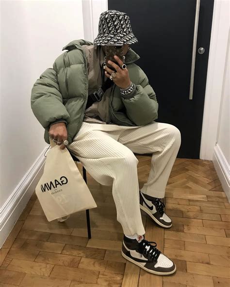 Mens Streetwear Street Style Outfits | Streetwear men outfits, Mens ...