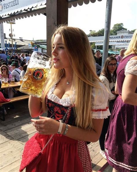 lazebare | Tumblr | Beer girl costume, Oktoberfest woman, German beer girl