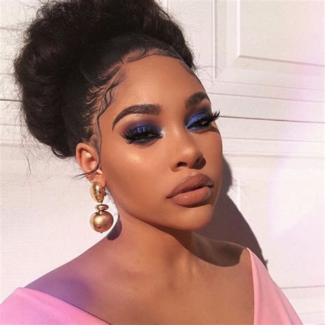 How to Apply False Lashes Hack - Easy Lash Glue Trick