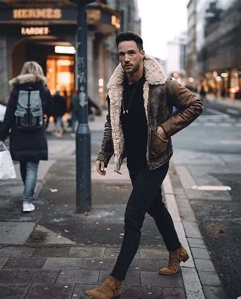 53 Best Streetwear Outfits for Men and Women