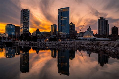 Milwaukee Skyline Photo Guide - Locations and Tips