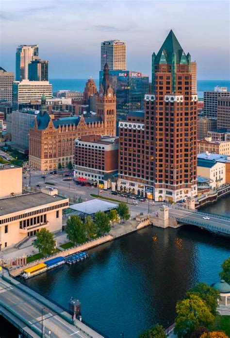 Visit Milwaukee | Hotels, Restaurants, Breweries & Events