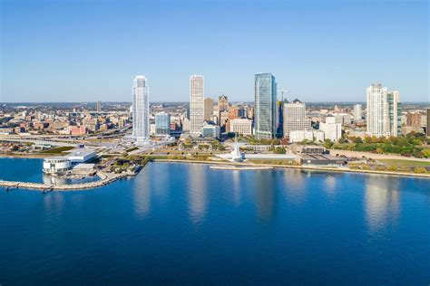 MILWAUKEE | The Couture | 537 FT | 44 FLOORS - Page 9 - SkyscraperPage ...