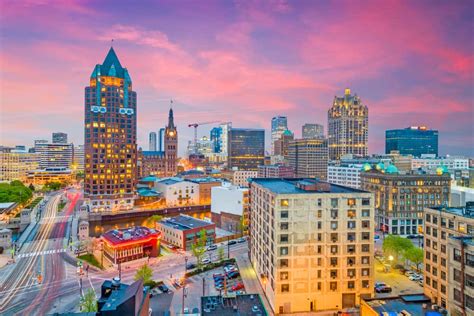 12 Romantic Things to Do in Milwaukee, Wisconsin