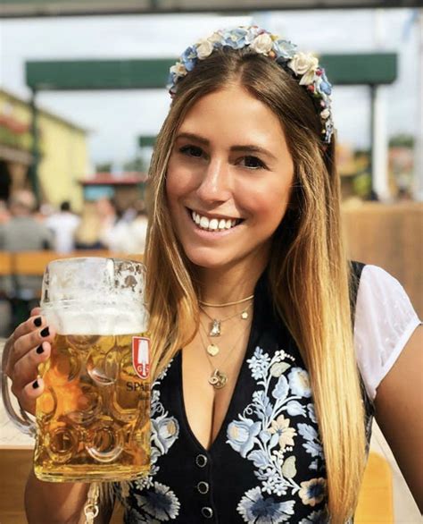 German Oktoberfest, Oktoberfest Beer, Octoberfest Girls, Beer Maiden ...