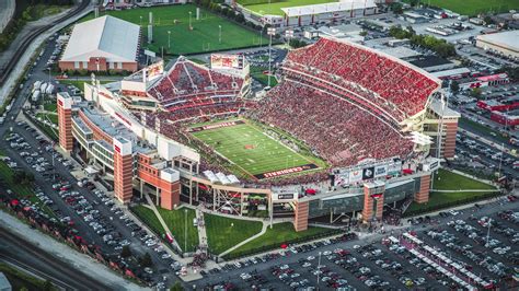 Louisville Cardinals Football Stadium
