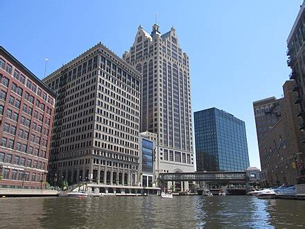 Milwaukee - Wikipedia