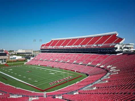 Louisville Cardinals Football Stadium