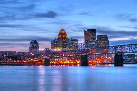 Louisville Wallpapers - Top Free Louisville Backgrounds - WallpaperAccess