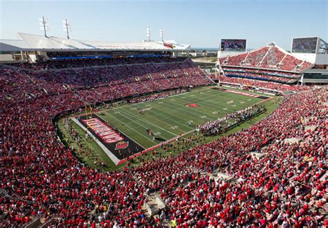 Louisville Cardinals Football Stadium
