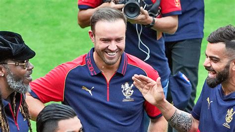 RCB Legends AB de Villiers And Chris Gayle Arrive In Ahmedabad For IPL ...