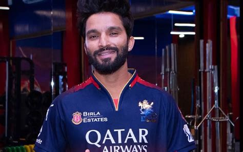 IPL 2025: RCB Unveils New Jersey | iGamingKeeda