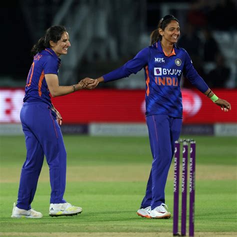 Cricket Match Women - Axycube Solutions Pvt Ltd.
