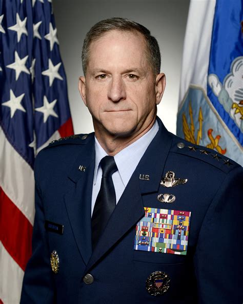 File:Gen David L. Goldfein (2).jpg - 维基百科，自由的百科全书